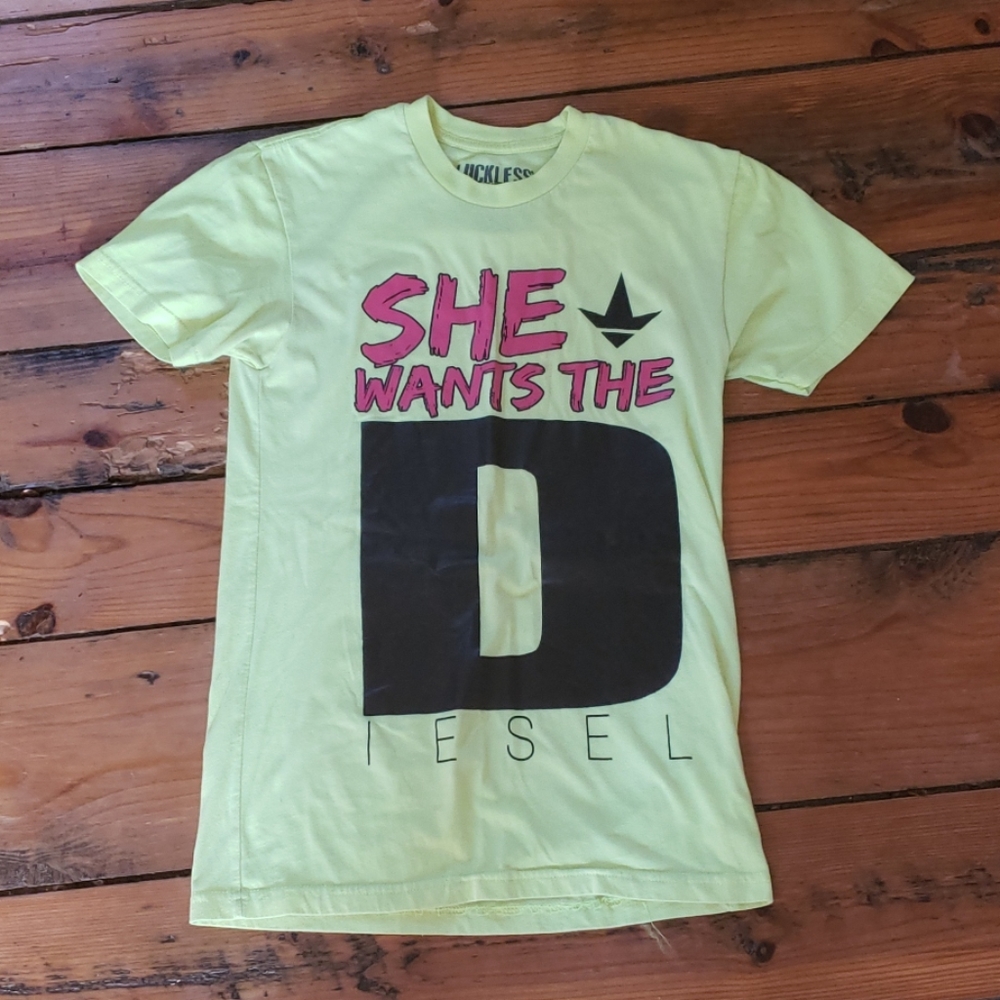 T shirt
